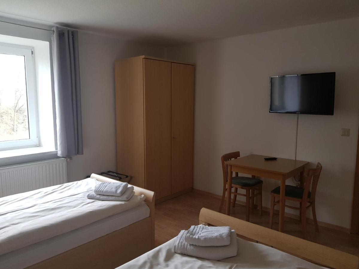 Gaestehaus Am Stadtrand Görlitz Buitenkant foto